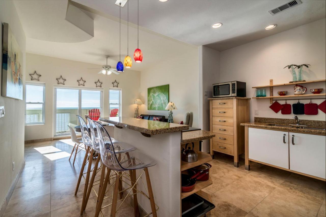 Sea Deuce By The Ocean Apartment Galveston Bagian luar foto
